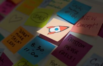 minimum ürün geliştirme sürecini ve öğrenme odaklı yaklaşımı temsil eden start-up görseli