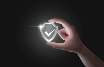 ürün pazar uyumunu ve güven temelli teknoloji stratejilerini simgeleyen kavramsal görsel